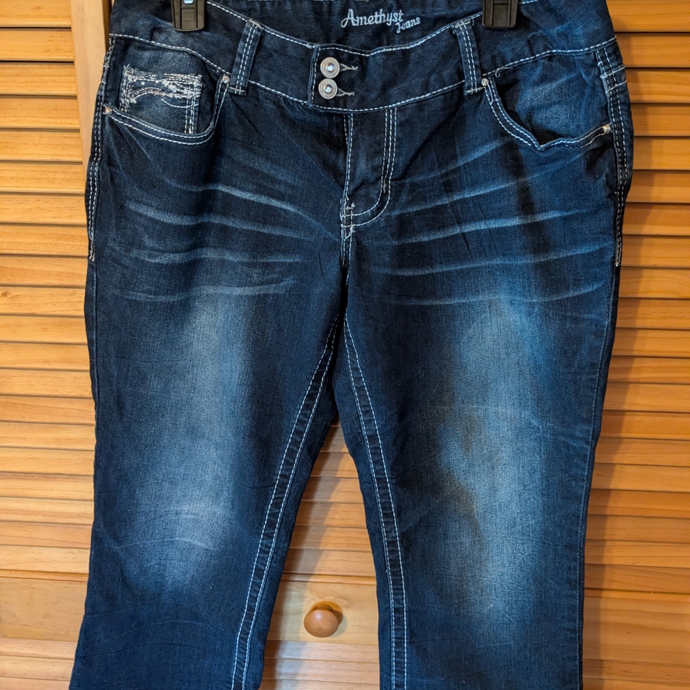 Amethyst Jeans Women's Dark Blue capris